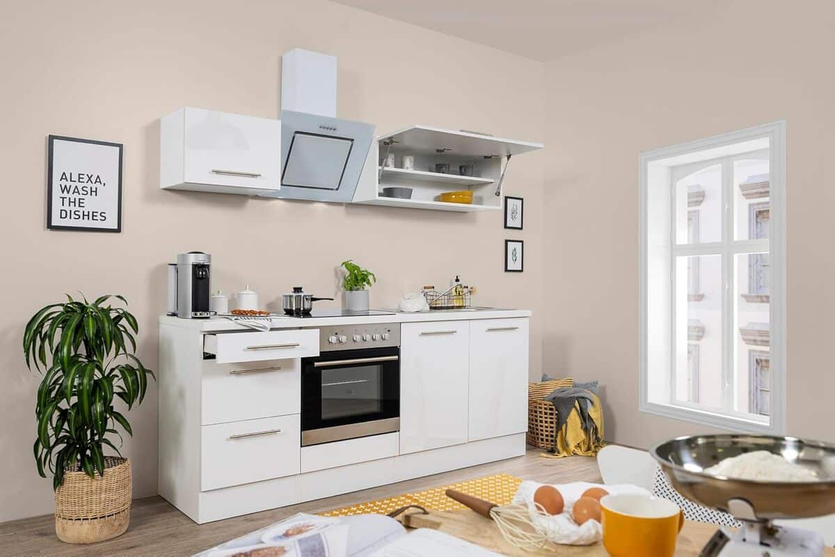 Test : respekta kitchenette de cuisine blanc brillant 210 cm