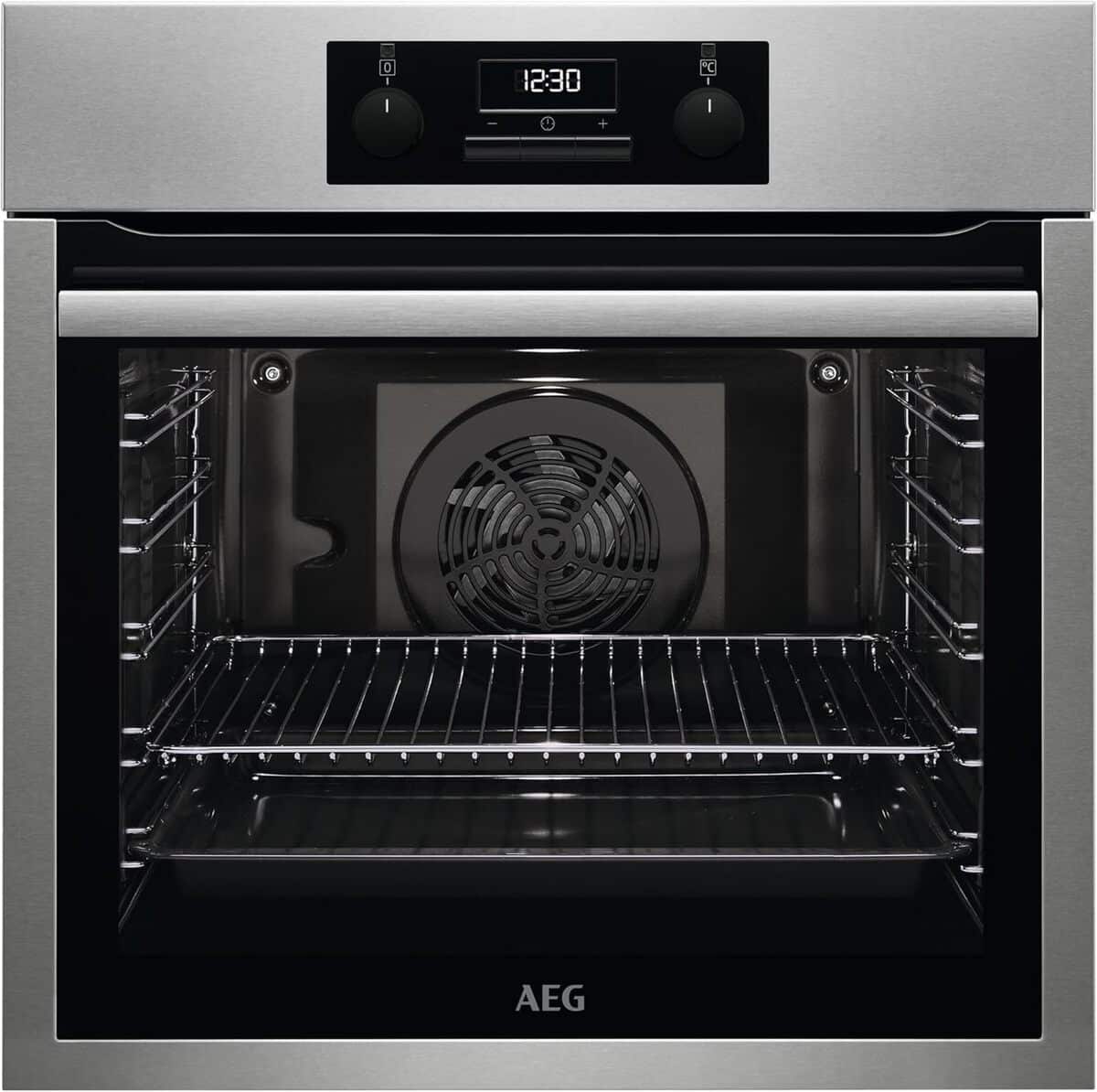 Test du four multifonction AEG BES331111M : 72 l et cuisson uniforme