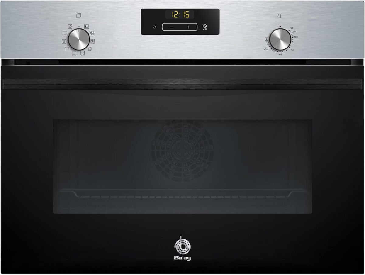 Test du four compact Balay 3CB4130X3 : multifonction en verre noir