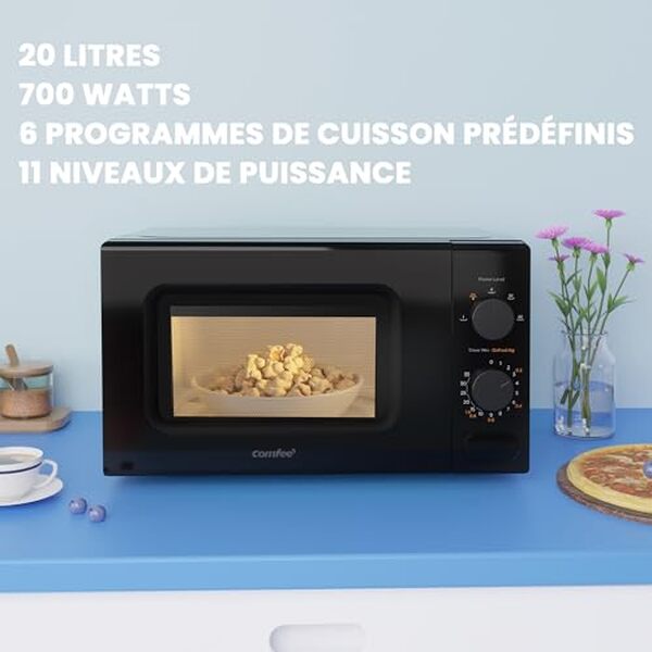 Explorez notre test du micro-ondes Comfee' CM-M202CC(BK) : compact et performant, idéal pour les petites cuisines et une cuisson rapide et efficace.