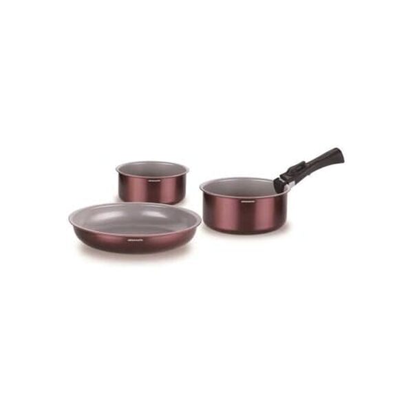 Découvrez notre test complet de la batterie Arthur Martin : poêles, casseroles et wok de qualité professionnelle. Avis détaillé et performances en cuisine.
