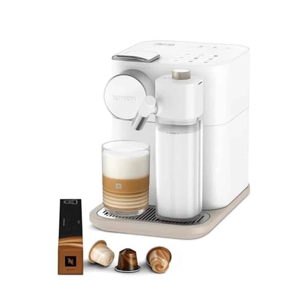 Test machine à café Nespresso De'Longhi Gran Lattissima EN640.W : performance et onctuosité