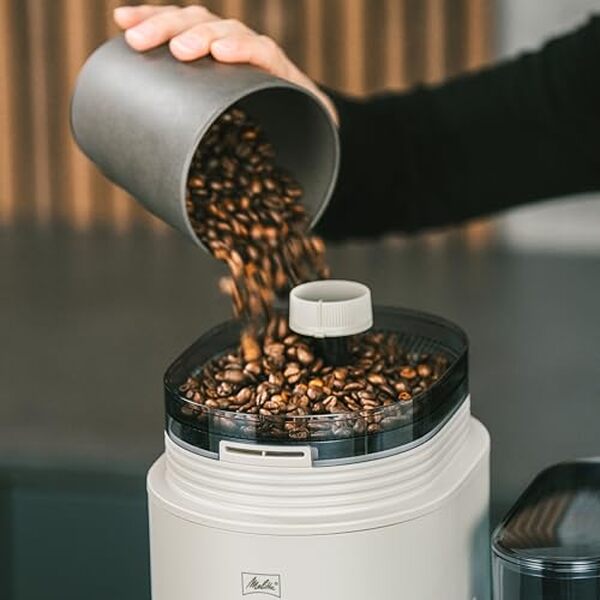 Découvrez notre test détaillé de la cafetière Melitta Aromafresh Pro X. Analyse complète de sa puissance, son design innovant et ses performances pour un café parfait au quotidien.