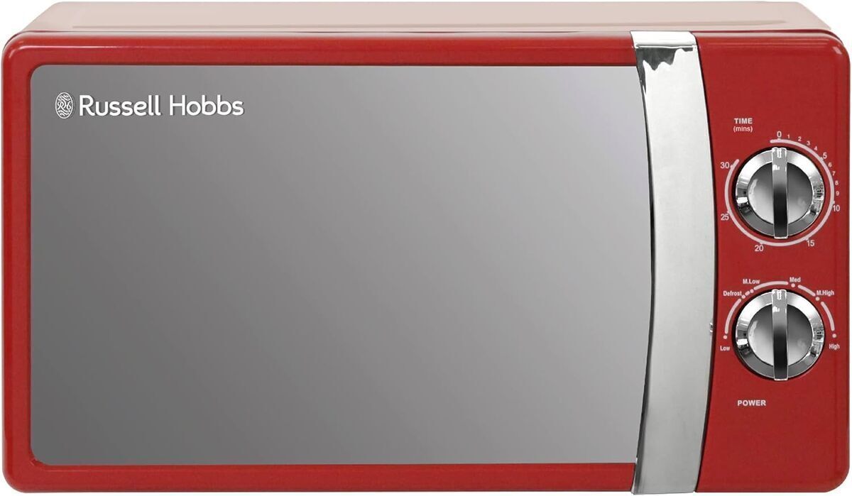 Test du micro-ondes Russell Hobbs RHMM701R : 700 w et multiples fonctions
