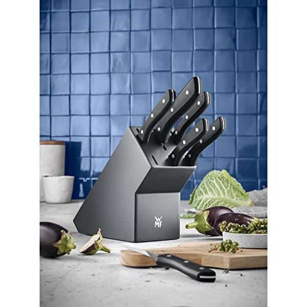 Découvrez notre test complet du bloc à couteaux WMF 7 pièces en acier spécial : qualité, performance et design pour votre cuisine.